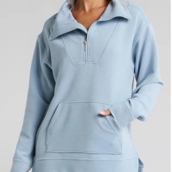 Zella Kickback Ottoman Tunic in Blue Fog. Like new—hardly worn and in excellent - Picture 2 of 2